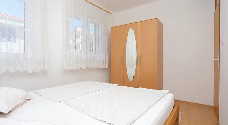 2-Zimmer-Ferienwohnung am Strand Okrug Donji, Ciovo