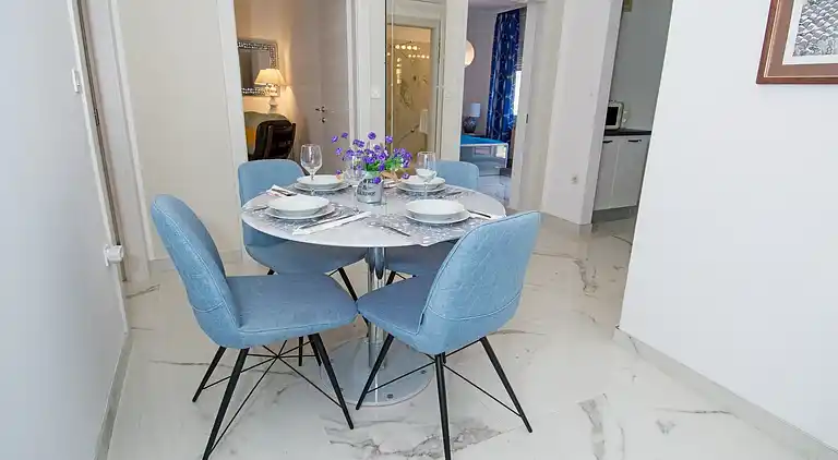 Two bedroom apartment with terrace Banjole, Pula (A-17097-b)