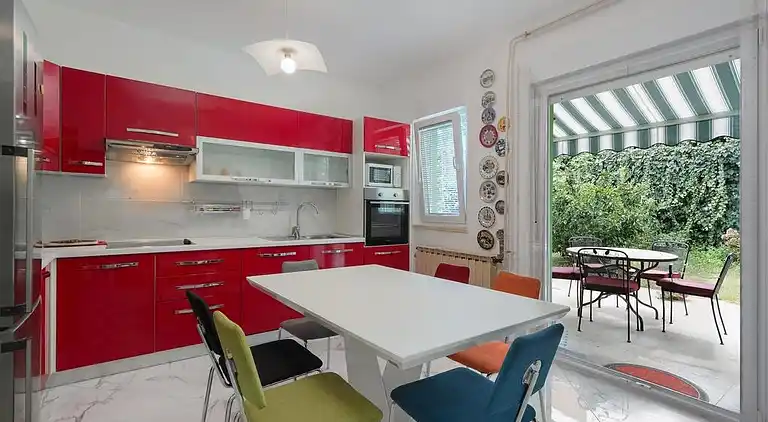 Two bedroom apartment with terrace Banjole, Pula (A-17097-a)