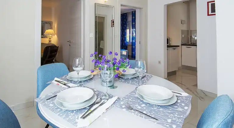 Two bedroom apartment with terrace Banjole, Pula (A-17097-b)