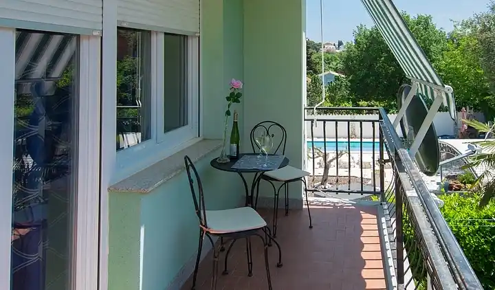 Two bedroom apartment with terrace Banjole, Pula (A-17097-b)