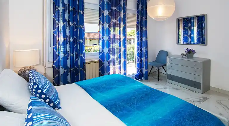 Two bedroom apartment with terrace Banjole, Pula (A-17097-b)