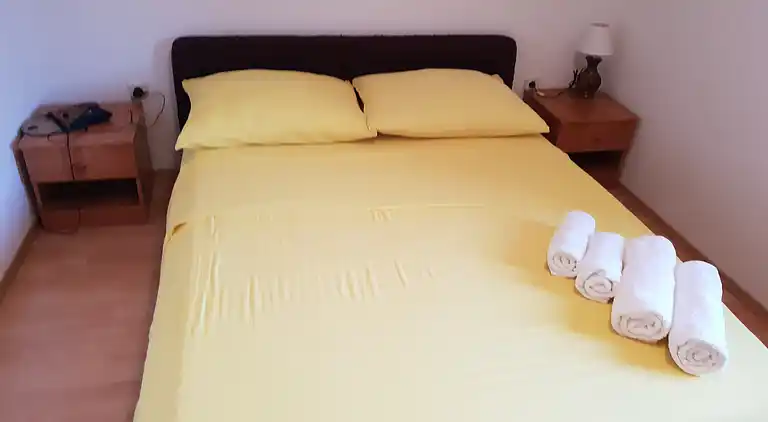 Two bedroom apartment near beach Orebić (Pelješac)