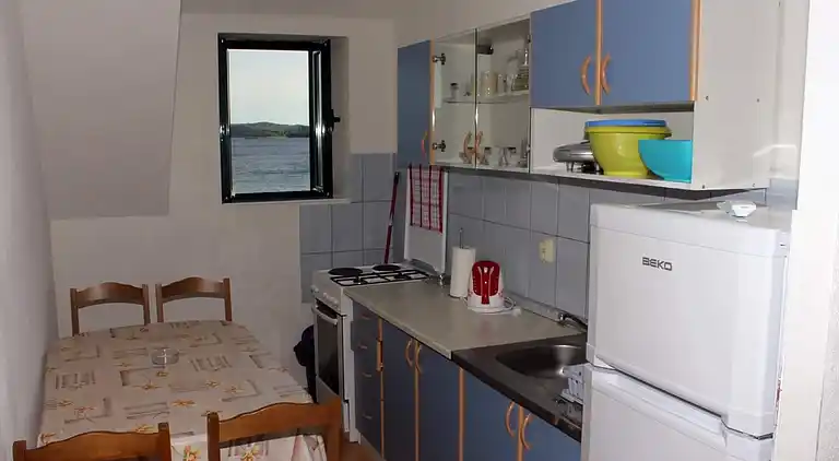 Two bedroom apartment near beach Orebić (Pelješac)