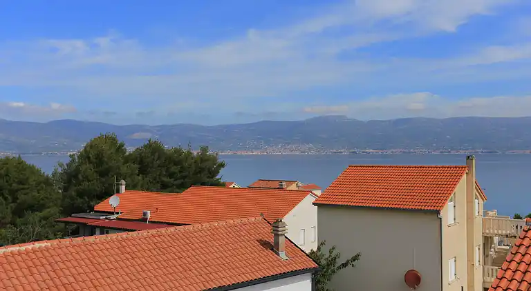 2-Zimmer-Ferienwohnung mit Terrasse und Meerblick Slatine,