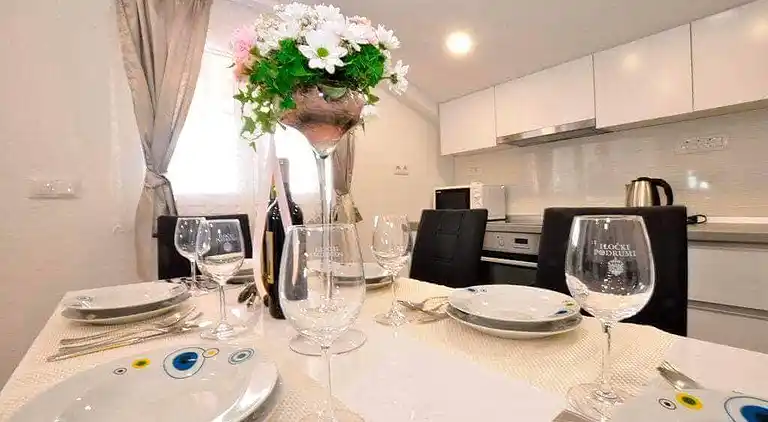 2-Zimmer-Ferienwohnung mit Terrasse und Meerblick Slatine,