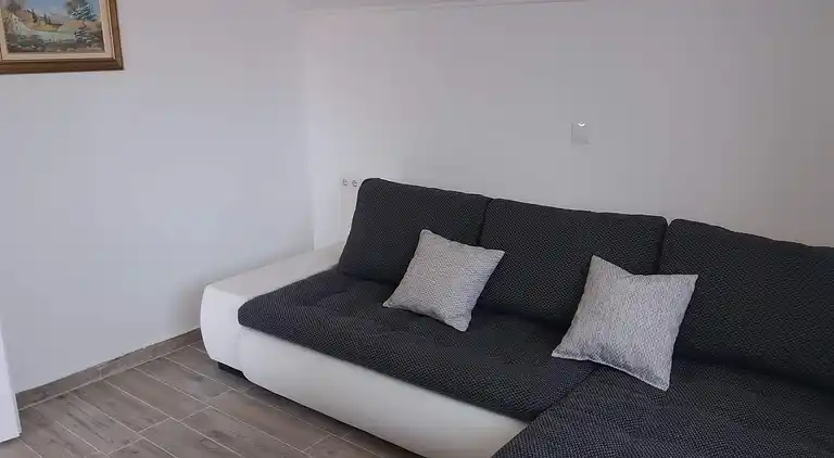 2-Zimmer-Ferienwohnung mit Terrasse und Meerblick Slatine,