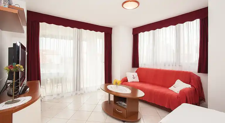 One bedroom apartment with terrace and sea view Punat (Krk)