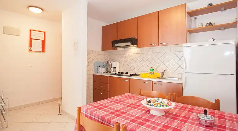 One bedroom apartment with terrace and sea view Punat (Krk)