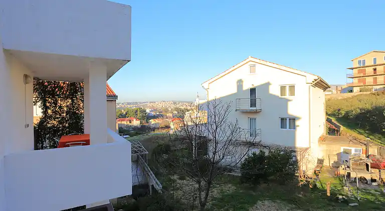 Four-bedroom apartment with balcony Podstrana, Split