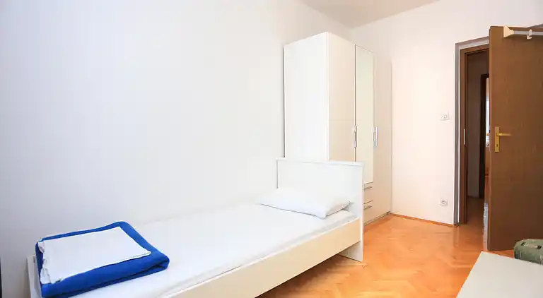 Four-bedroom apartment with balcony Podstrana, Split