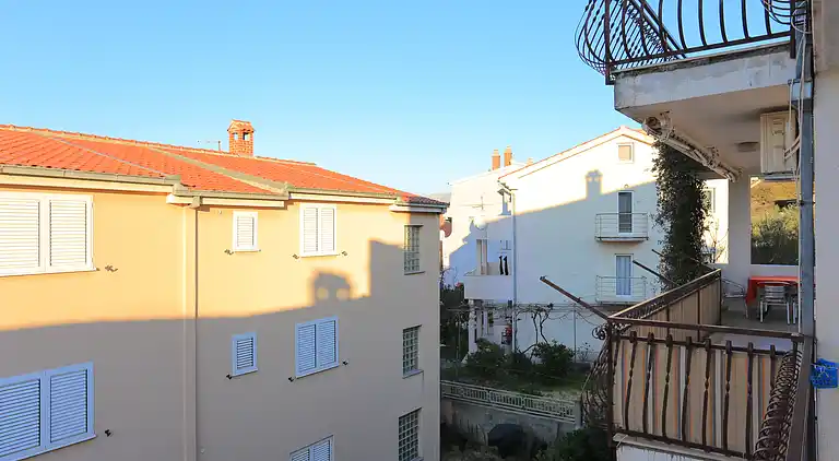 Four-bedroom apartment with balcony Podstrana, Split