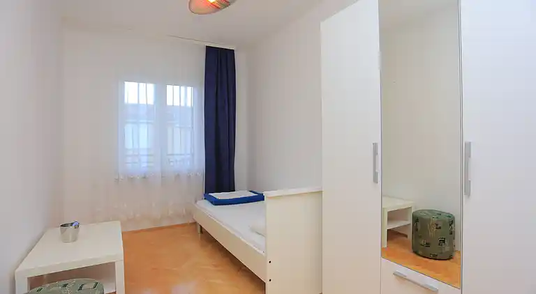 Four-bedroom apartment with balcony Podstrana, Split