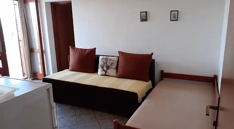 Studio flat with balcony and sea view Bibinje, Zadar