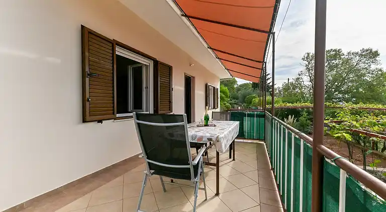 2-Zimmer-Ferienwohnung am Strand Seline, Paklenica