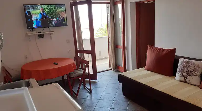 Studio flat with balcony and sea view Bibinje, Zadar