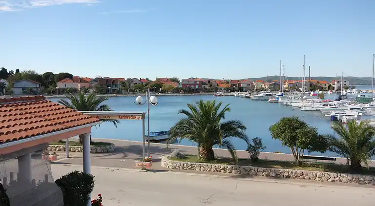 Studio flat with balcony and sea view Bibinje, Zadar