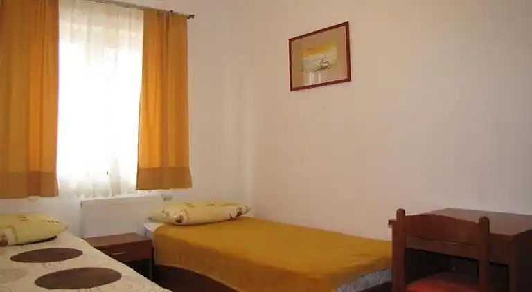 2-Zimmer-Ferienwohnung mit Terrasse und Meerblick Nevidane,