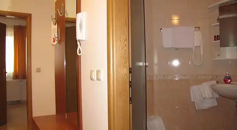 2-Zimmer-Ferienwohnung mit Terrasse und Meerblick Nevidane,