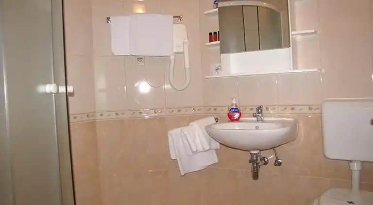 2-Zimmer-Ferienwohnung mit Terrasse und Meerblick Nevidane,