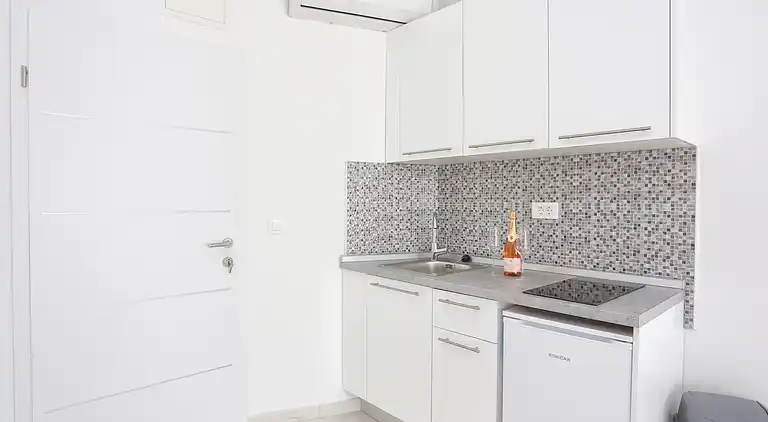 One bedroom apartment near beach Živogošće - Porat