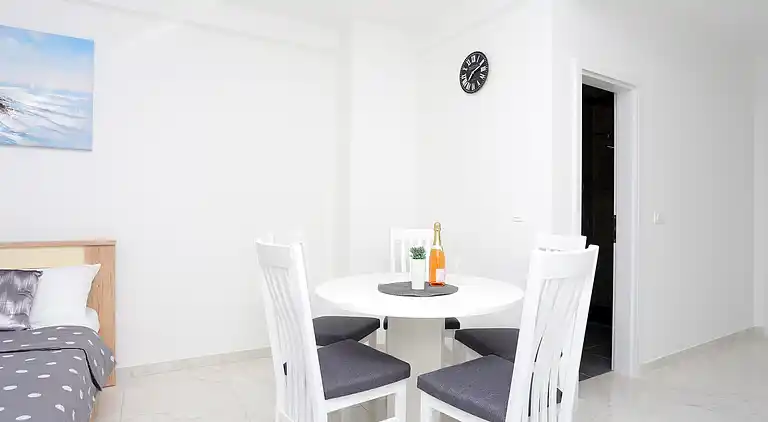 One bedroom apartment near beach Živogošće - Porat