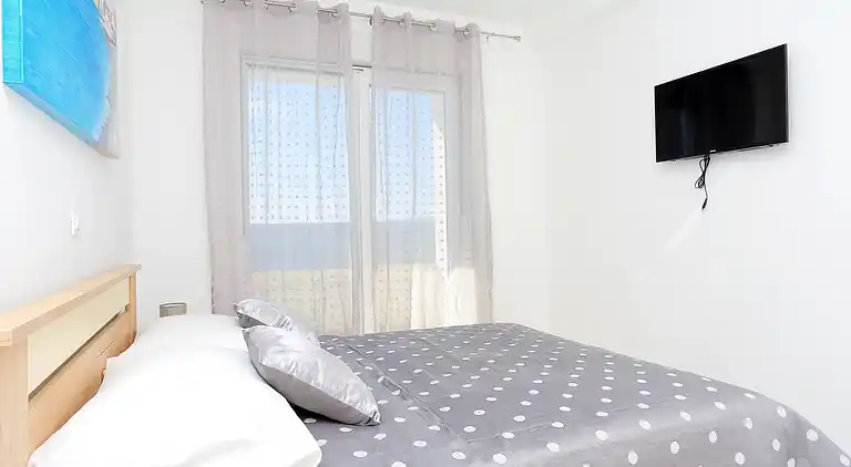 One bedroom apartment near beach Živogošće - Porat