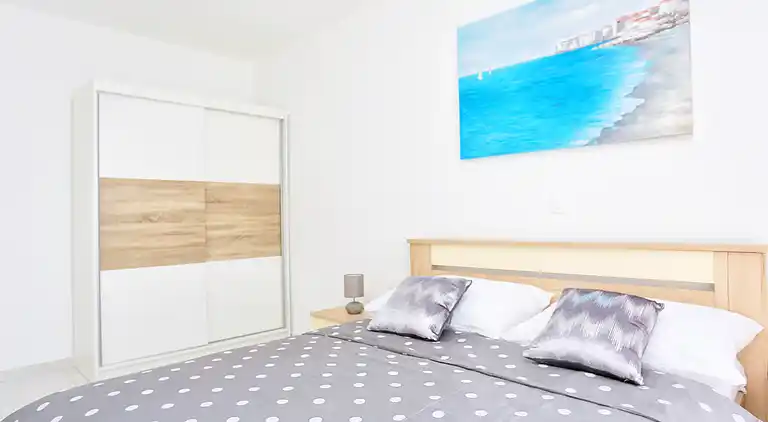 One bedroom apartment near beach Živogošće - Porat