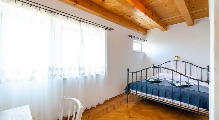 Two bedroom apartment with balcony and sea view Crikvenica