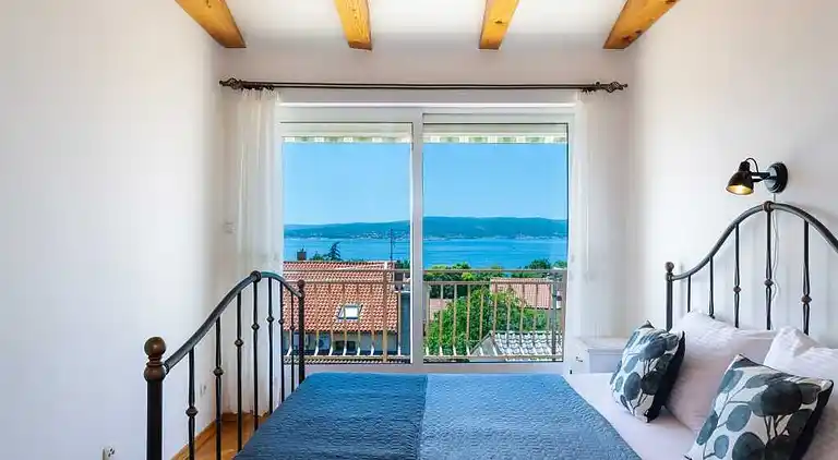 Two bedroom apartment with balcony and sea view Crikvenica