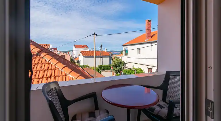 2-Zimmer-Ferienwohnung mit Balkon und Meerblick Bibinje,
