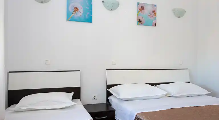 2-Zimmer-Ferienwohnung mit Balkon und Meerblick Bibinje,