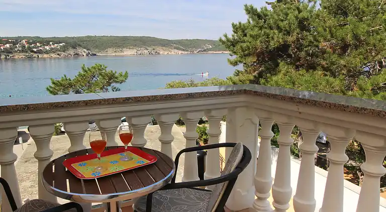 1-Zimmer-Ferienwohnung am Strand Silo, Krk (A-18670-d)