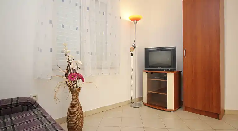 1-Zimmer-Ferienwohnung am Strand Silo, Krk (A-18670-b)