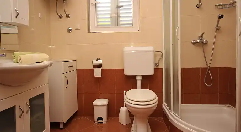 1-Zimmer-Ferienwohnung am Strand Silo, Krk (A-18670-b)