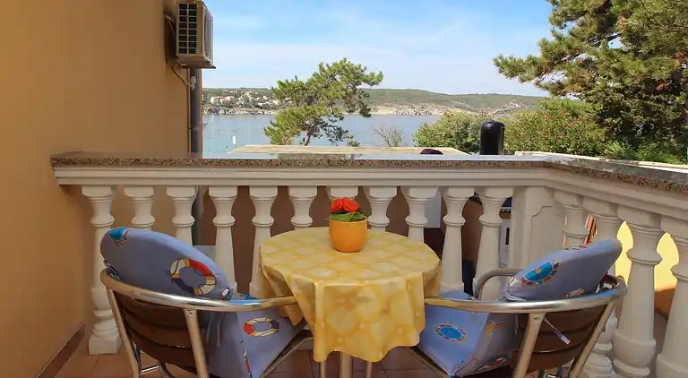 1-Zimmer-Ferienwohnung am Strand Silo, Krk (A-18670-b)