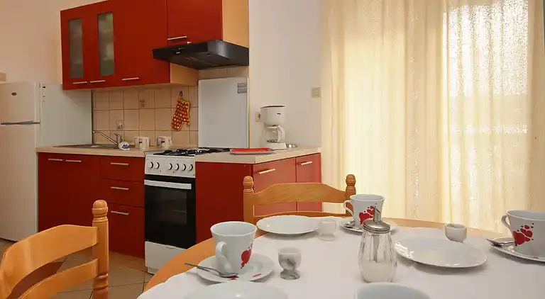 1-Zimmer-Ferienwohnung am Strand Silo, Krk (A-18670-d)