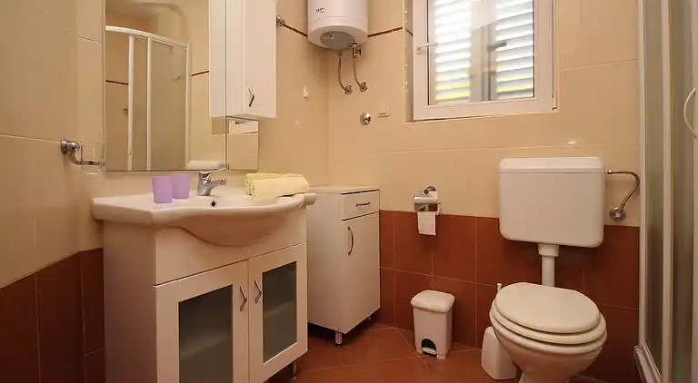 1-Zimmer-Ferienwohnung am Strand Silo, Krk (A-18670-b)