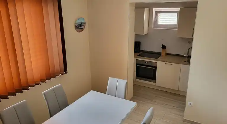 3-Zimmer-Ferienwohnung mit Terrasse Vrsi - Mulo, Zadar
