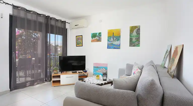 Two bedroom apartment near beach Grebaštica, Šibenik