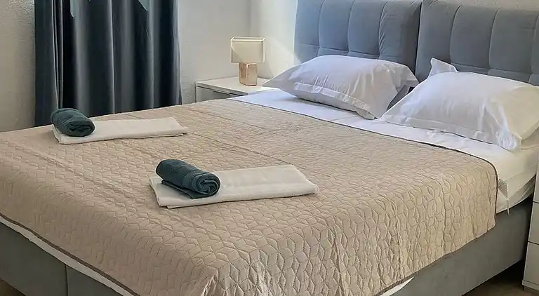 Komfortables Haus am Strand Razanj, Rogoznica (K-19159)