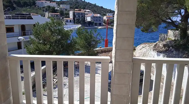 Komfortables Haus am Strand Razanj, Rogoznica (K-19159)