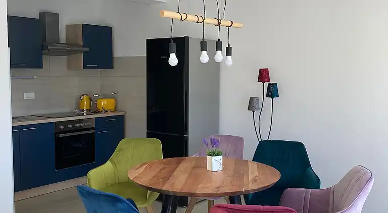 Komfortables Haus am Strand Razanj, Rogoznica (K-19159)
