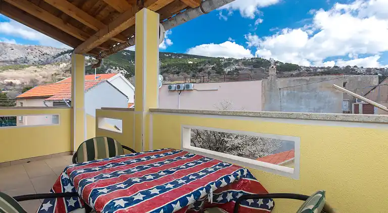 2-Zimmer-Ferienwohnung am Strand Baska, Krk (A-19518-b)