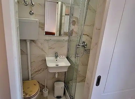 One bedroom apartment near beach Veli Rat, Dugi otok