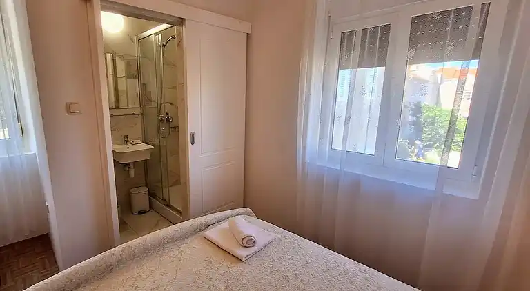 One bedroom apartment near beach Veli Rat, Dugi otok