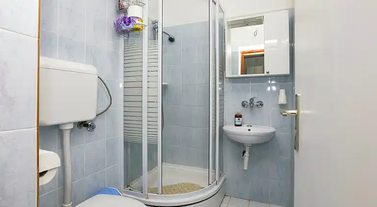 Two bedroom apartment near beach Jezera, Murter (A-796-c)