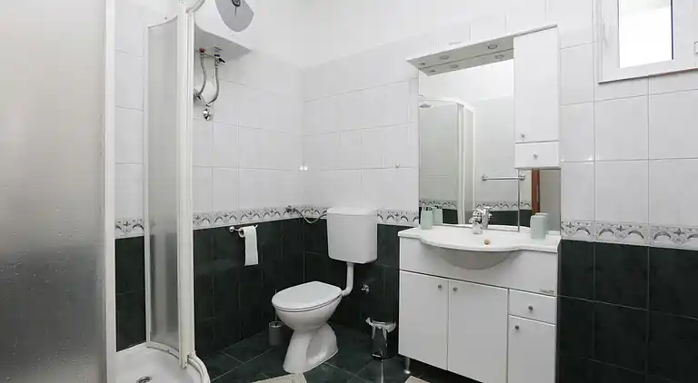 1-Zimmer-Ferienwohnung am Strand Jezera, Murter (A-796-d)