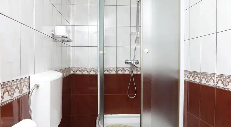 1-Zimmer-Ferienwohnung am Strand Jezera, Murter (A-796-e)