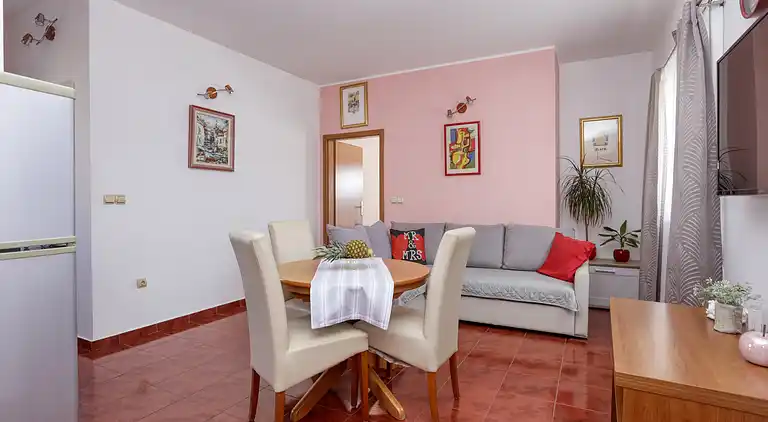 1-Zimmer-Ferienwohnung am Strand Jezera, Murter (A-796-e)